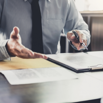 コンプライアンス（法規制対応、許認可の取得、行政対応等）